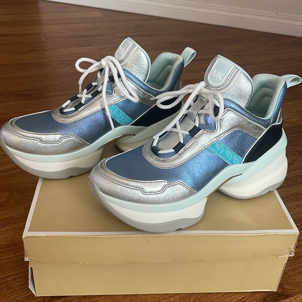 Michael kors shoes , brand new